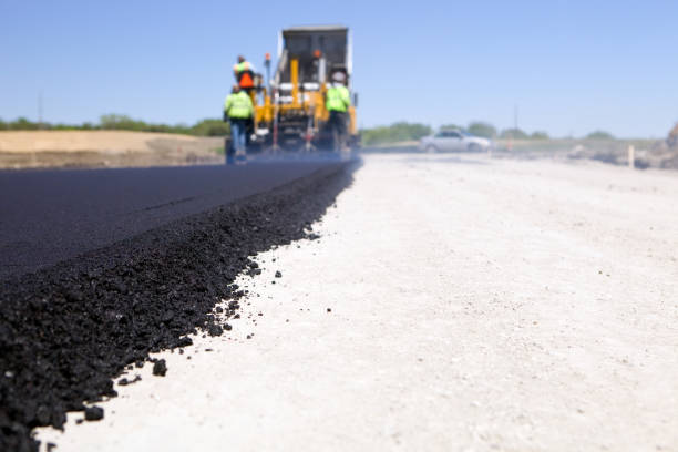 Reasons to Select Us for Your Driveway Paving Requirements in Youngstown, OH